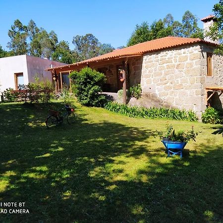 לינה וארוחת בוקר סנטה קומבו דאו Casas Vale Martinho מראה חיצוני תמונה