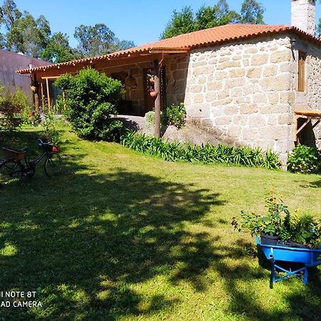 לינה וארוחת בוקר סנטה קומבו דאו Casas Vale Martinho מראה חיצוני תמונה